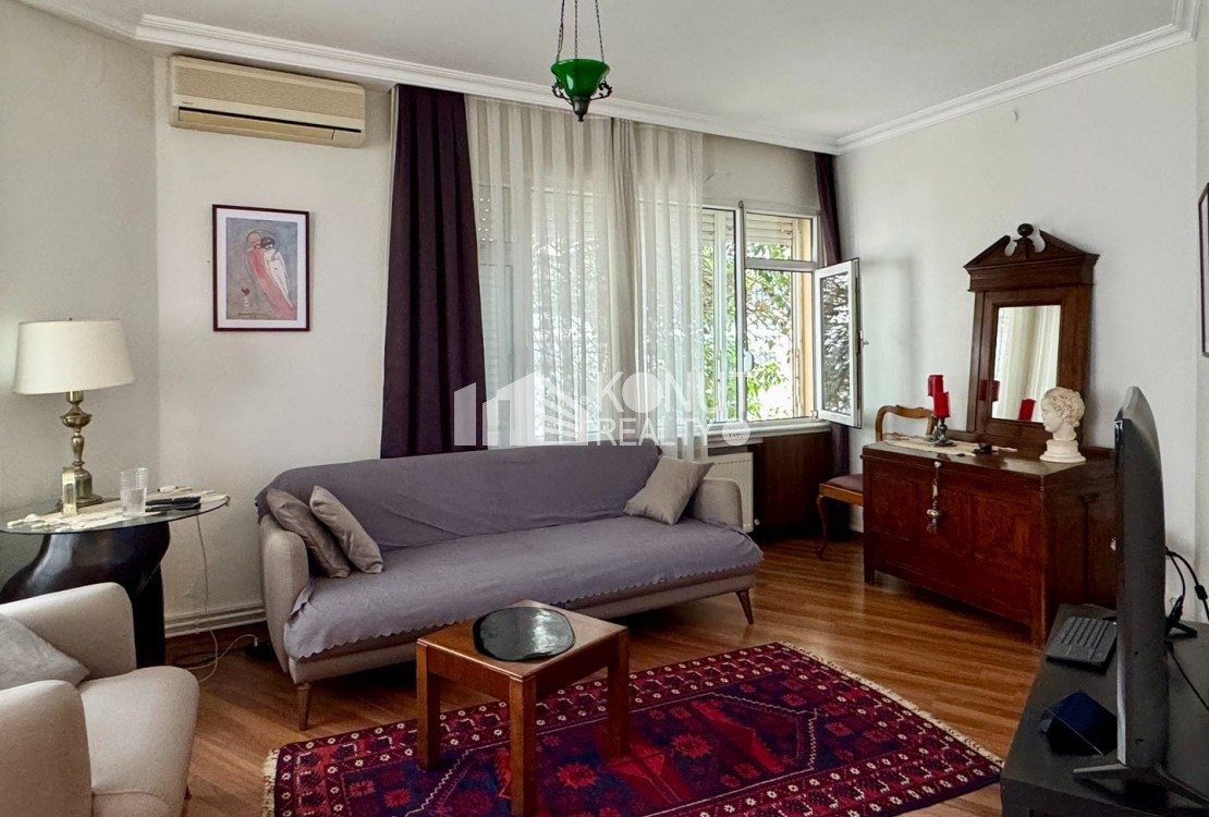 Gümüşsuyu'nda 90 m², 2+1, Fırsat Satılık Daire