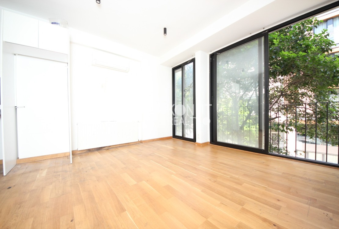 Fındıklı Lokasyon'nda Genç Binada, 55m2 Ferah 1+1