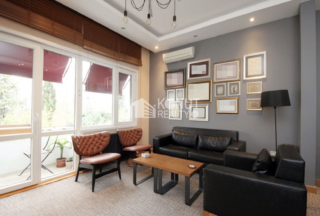 Gümüşsuyu'nda 3+1, 100 m²  Kiralık Ofis