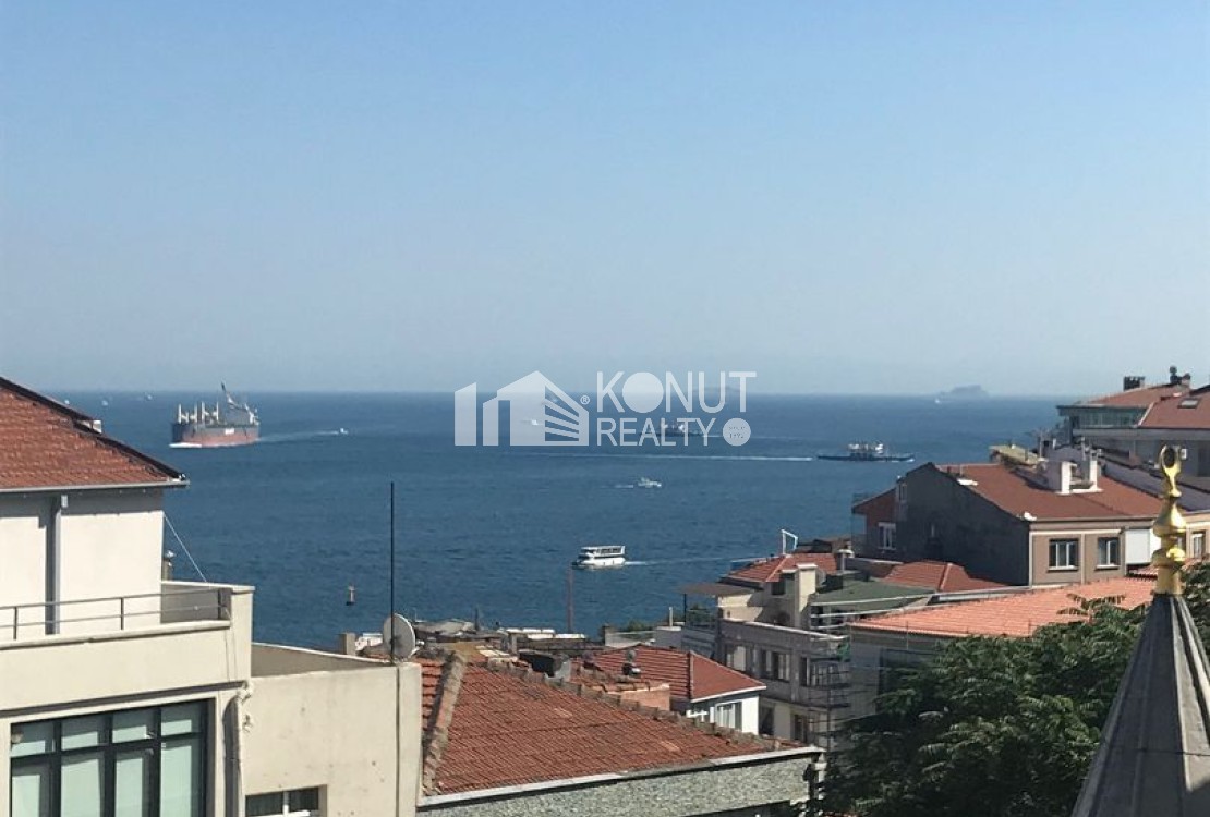 Gümüşsuyu'nda Deniz Manzaralı 1+1 Kiralık Daire