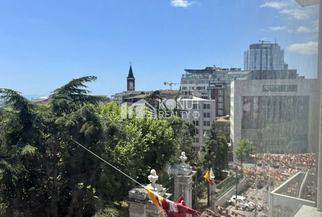İSTİKLAL CADDESİ GS LİSESİ KARŞISI KİRALIK BÜRO