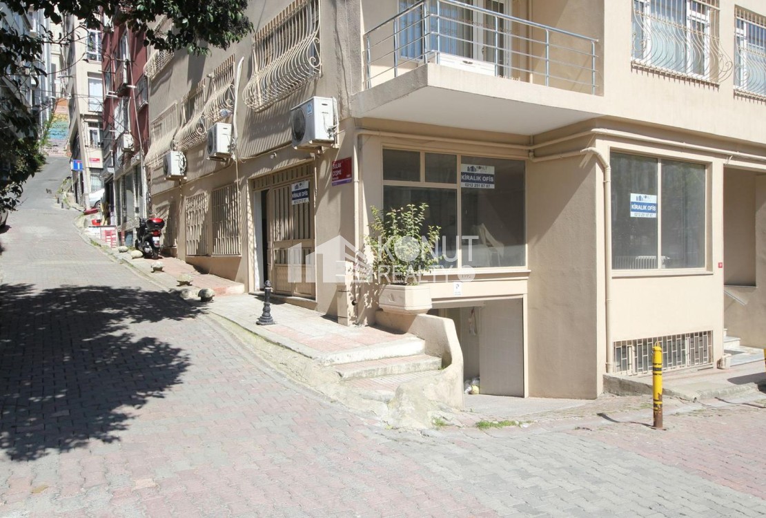 Gümüşsuyu Kabataş arası, 140m2.Depolu Dükkan-Ofis