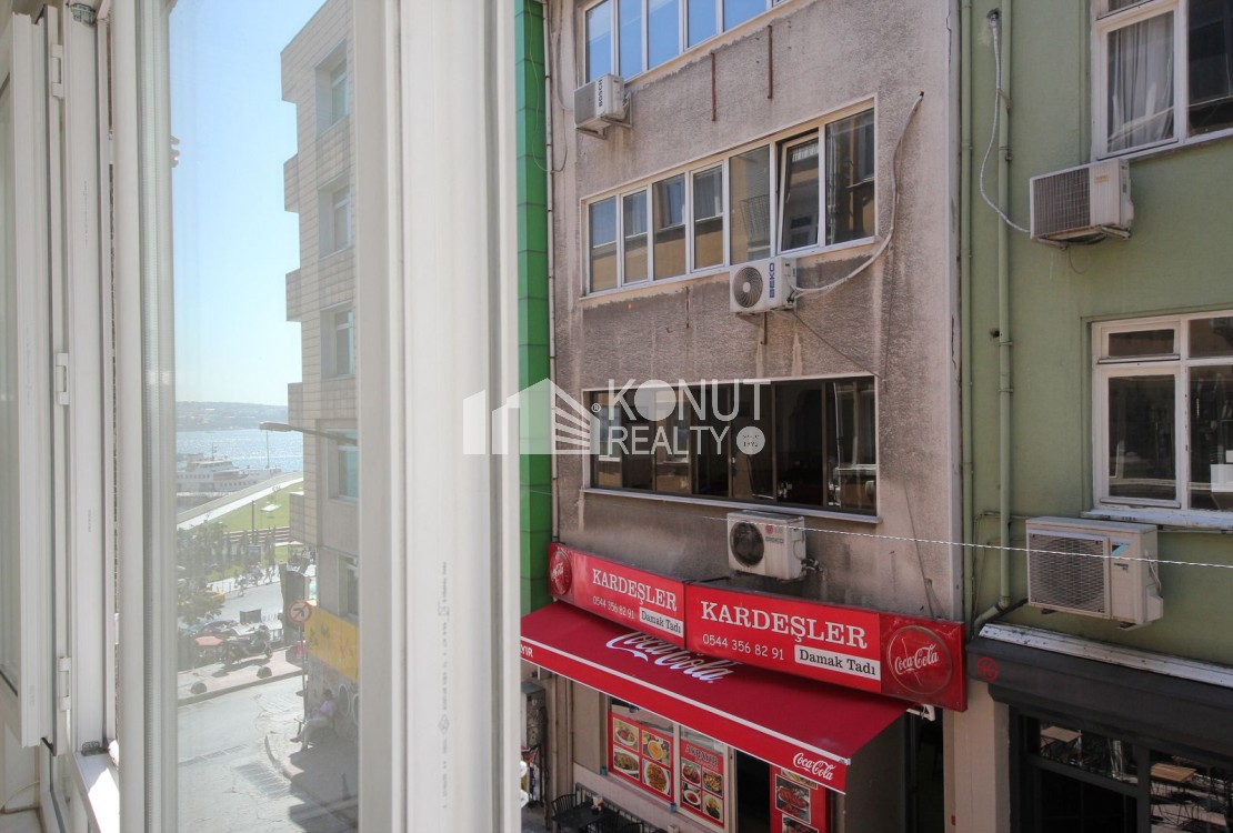 Kabataş'ta Kısmi Manzaralı 2+1 Bakımlı Kiralık