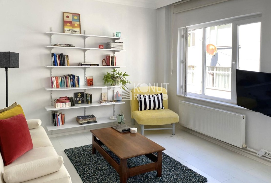Cihangir'de Mobilyalı 1+1 Bakımlı Kiralık Daire