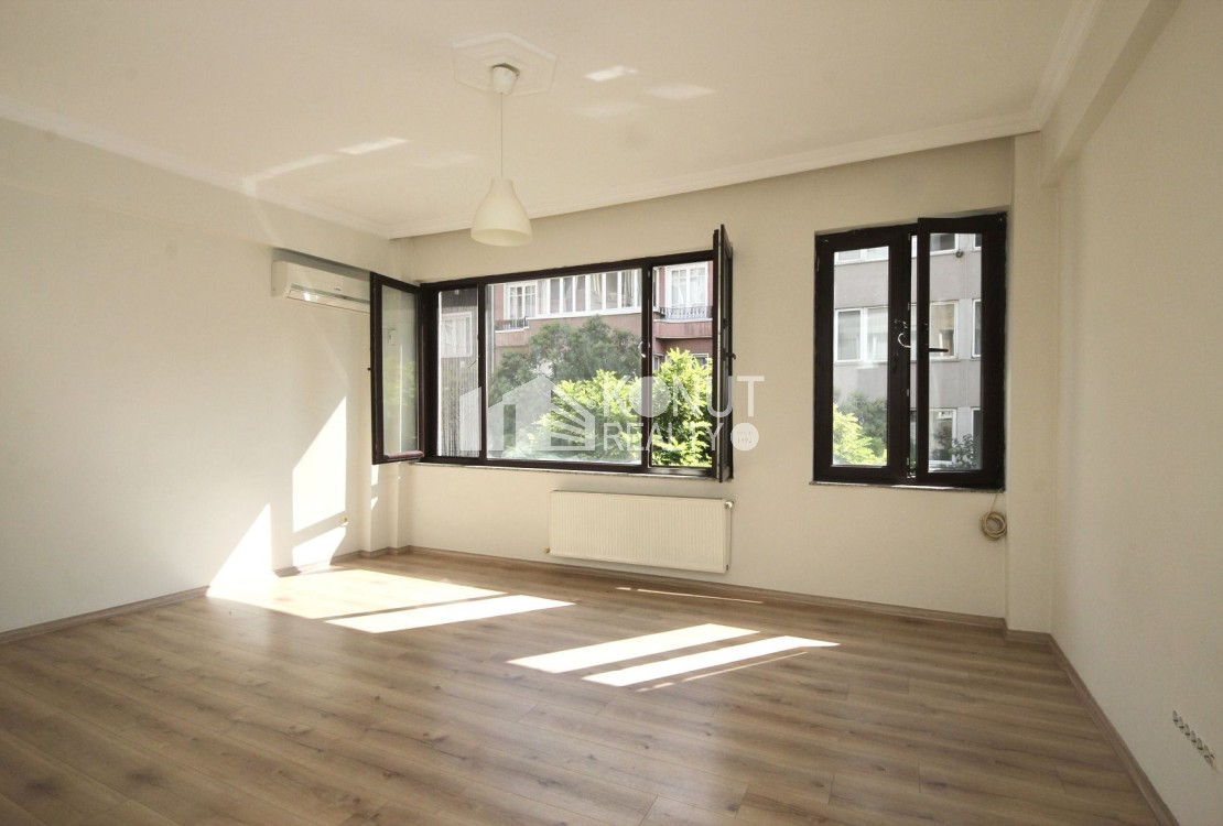 Gümüşsuyu'nda Galataport'a Yakın 1+1 Kiralık Daire