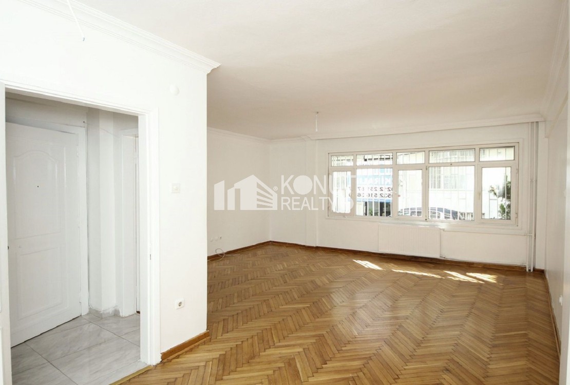 Gümüşsuyu İ.T.Ü Karşısı 130m², Bakımlı, 3+1 Daire