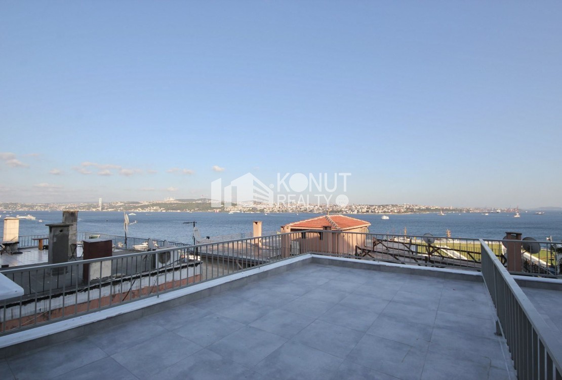 Kabataş'ta Teraslı Boğaz Manzaralı 2+1 Kiralık Daire