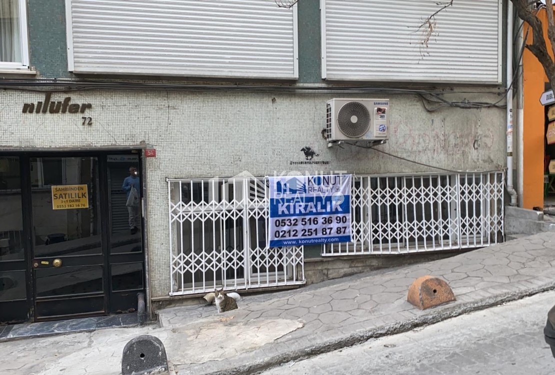 Cihangir'de Bakımlı 3+1, Balkonlu Giriş Kiralık