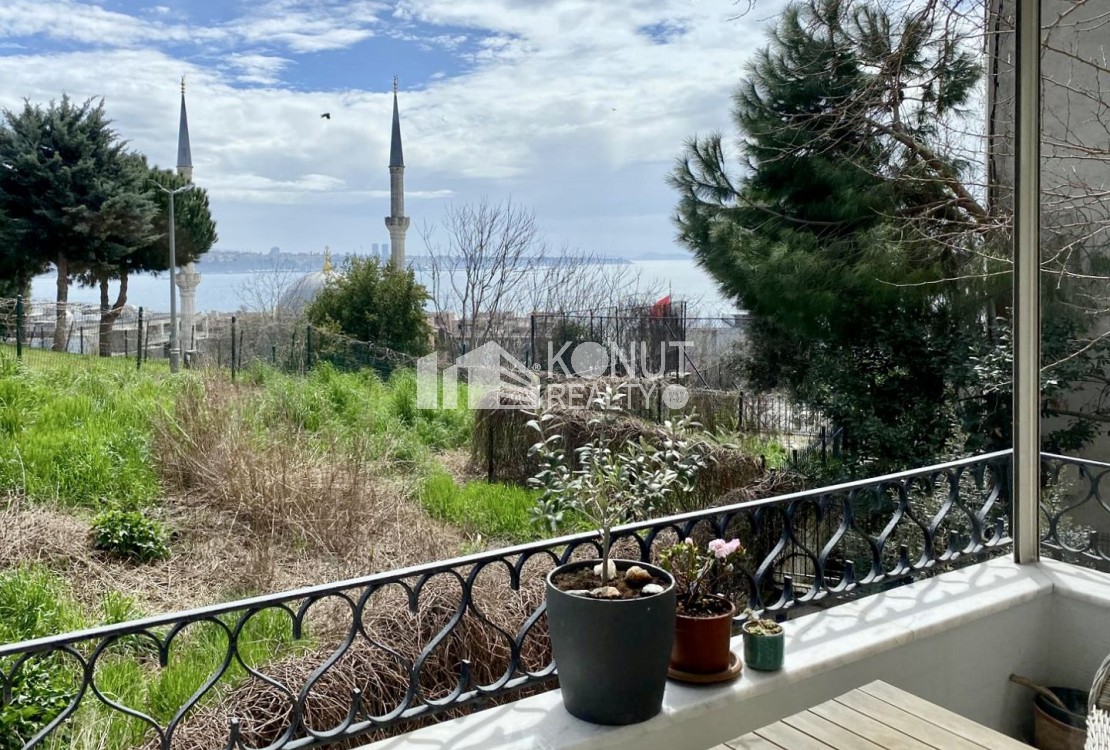 Furnished, 2-Bedroom, Cozy Flat in Cihangir