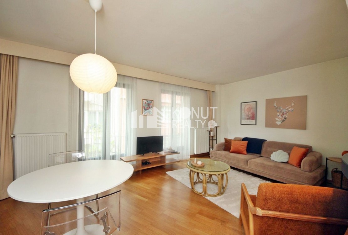 2012 Yapımı, Metro'ya Yakın, 70m², 1+1 Mobilyalı