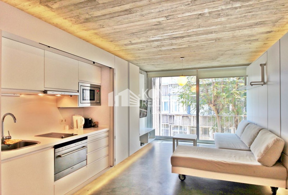 Gümüşsuyu'nda Ödüllü Binada Eşyalı Kiralık Stüdyo
