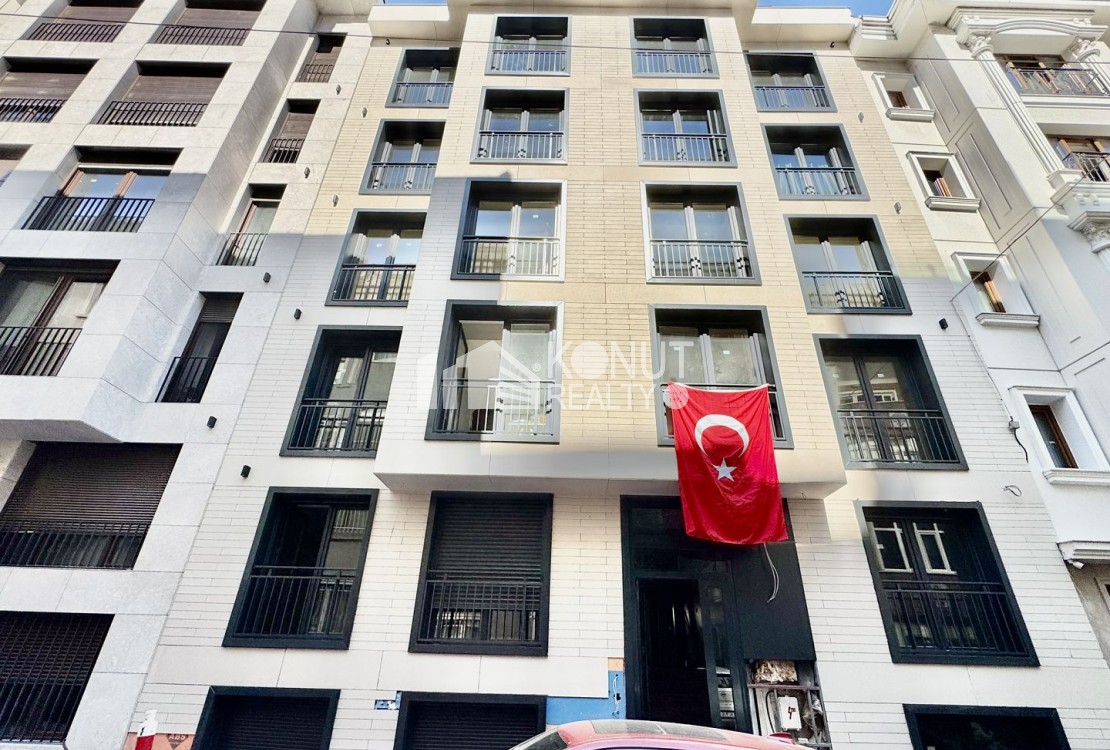 Cihangir'de Sıfır Binada 1+1 Satılık Daire