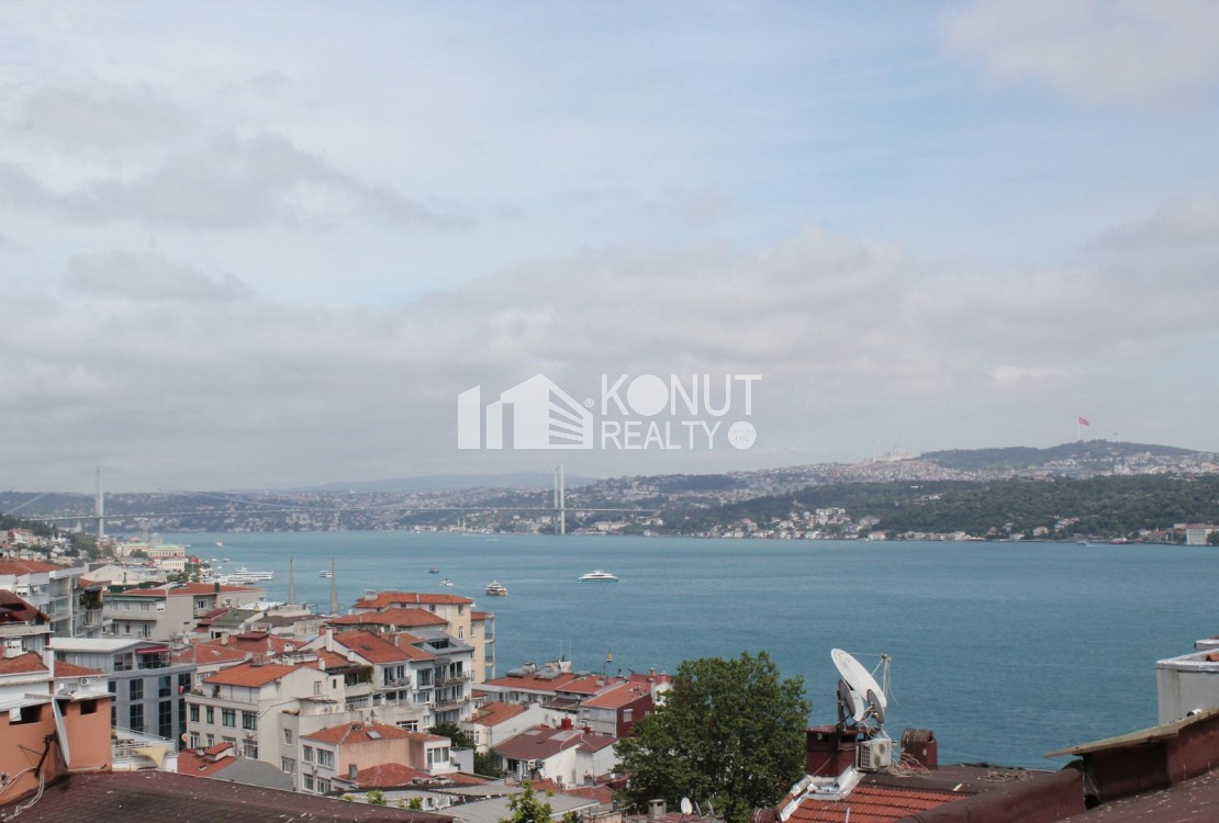 Gümüşsuyu Merkezde, Geniş 90m² Balkonlu Manzaralı